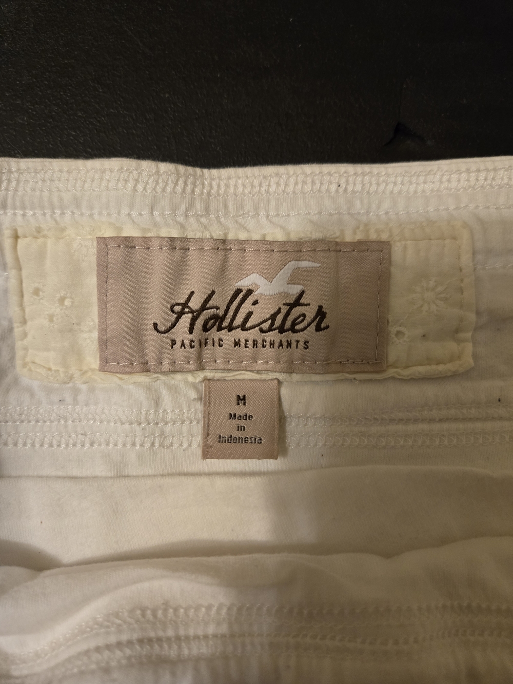 Hollister White Tiered Ruffle Mini Skirt with Lace Trim & Drawstring Size M - Picture 3 of 4